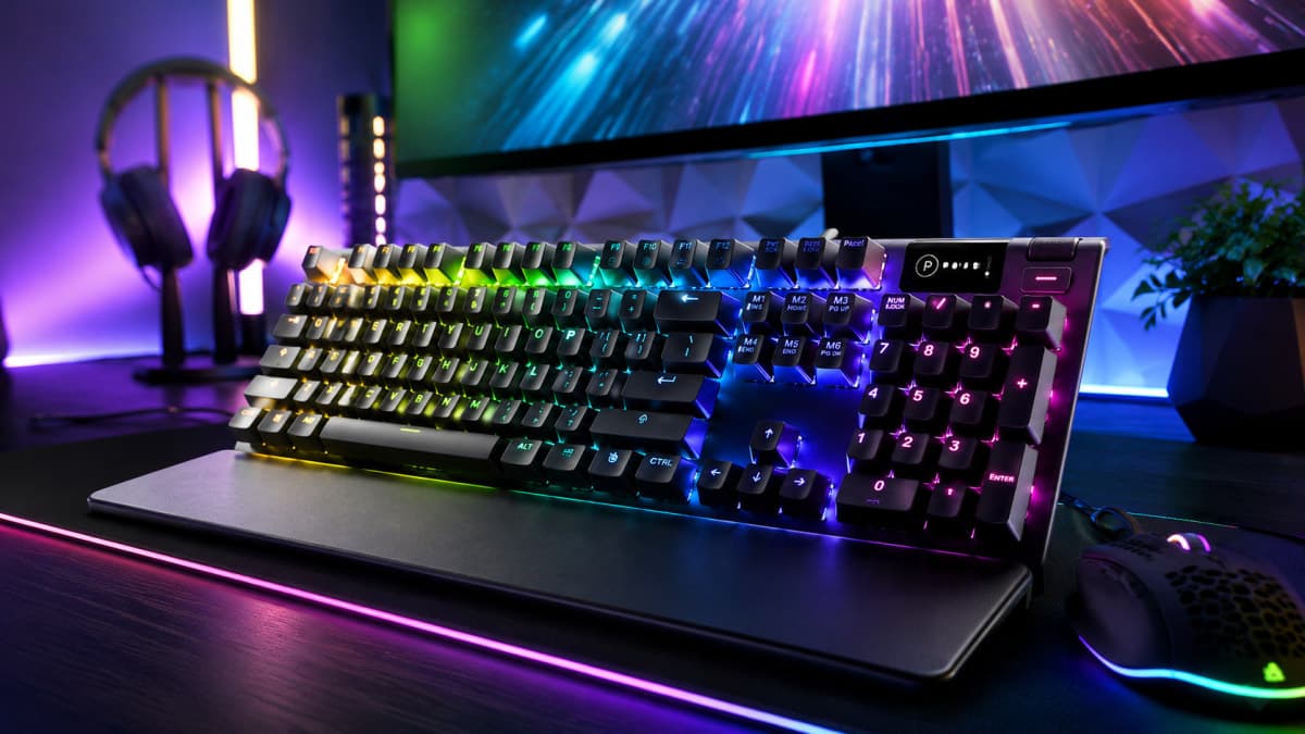 SteelSeries Apex 5 Review 2026: Best Hybrid Gaming Keyboard?